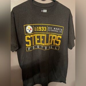 Pittsburgh Steelers Graphic T-Shirt Size L Like New